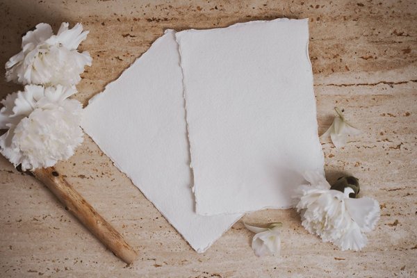 Quels sont les éléments à inclure dans un faire-part de baptême ?